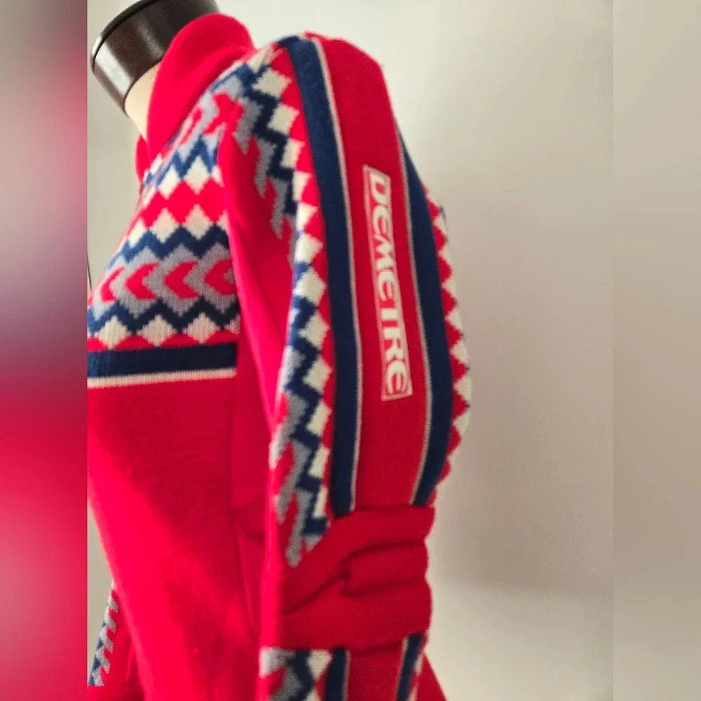 DEMETRE women's vintage virgin wool ski sweater. Red/white/blue. Size small - Picture 6 of 11